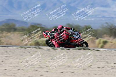 media/Oct-05-2025-CVMA (Sun) [[beeef4f201]]/Race 16-Formula Middleweight/